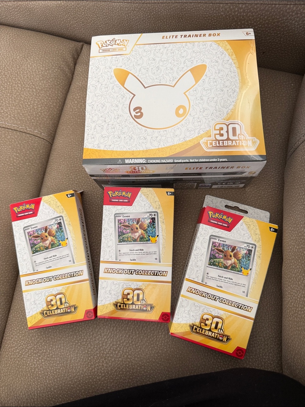Pokemon 30th Celebration Elite Trainer Box & Knockout Collection